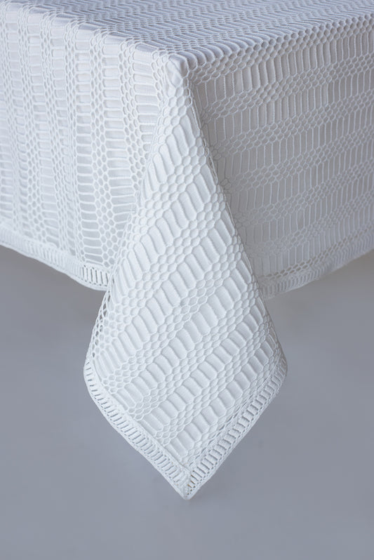 AVELAR 72X120 LINED TABLECLOTH