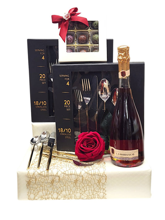 MM DIAMOND CUTLERY GOLD SHINY