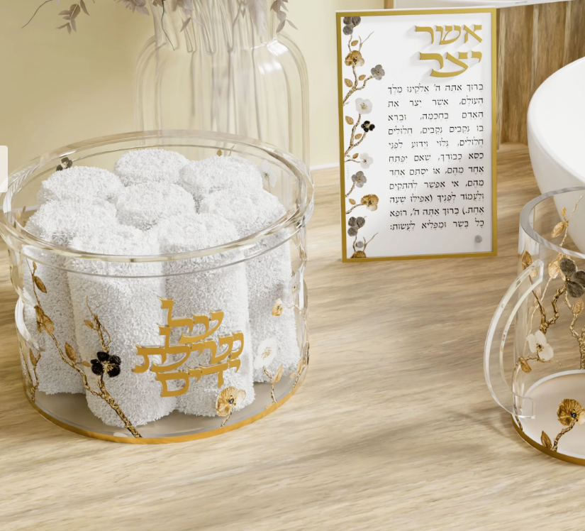 ORNATE GARDEN TOWEL BOX
