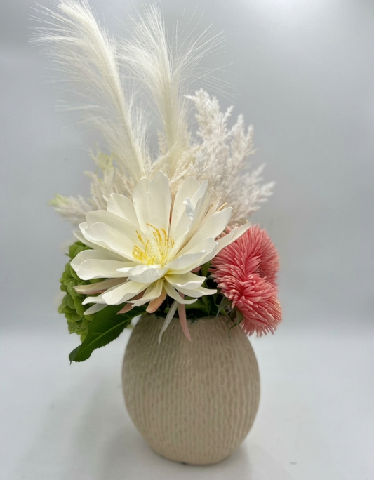 IVORY CERAMIC OCEAN FLOWER ARRANGEMENT