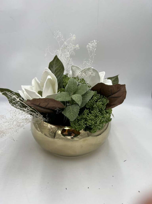 GOLD CERAMIC FLORAL ARRANGEMENT